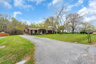 Looking for a large backyard in a quiet cul-de-sac? Or be within - photo 10