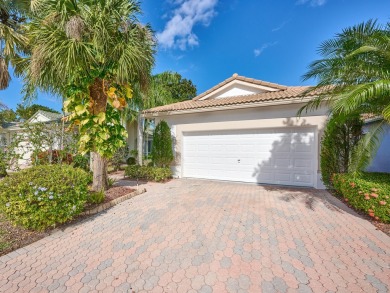 Lake Home For Sale in Boynton Beach, Florida