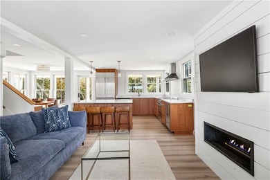 An Unparalleled Combination of Privacy, Views, and Island - photo 15