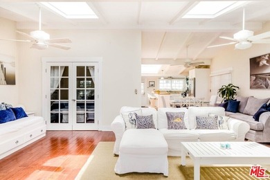 First time on the market! Unwind on the lovely canal-front Deck - photo 1