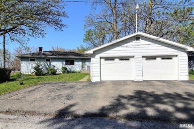 Lakefront home on Sunset Lake Girard that offers direct lake - photo 2