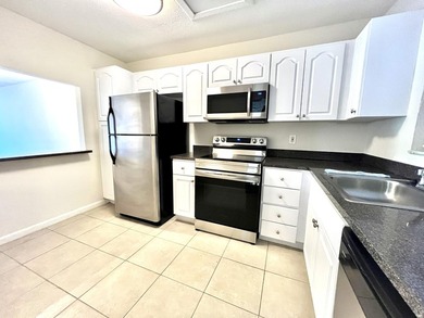 Beautifully renovated and currently leased through March 2027 - photo 2