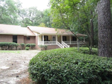 Lake Home Sale Pending in Hattiesburg, Mississippi