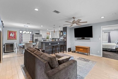 Welcome to 1005 Via de Luna Drive, a beautifully renovated 1,566 - photo 12