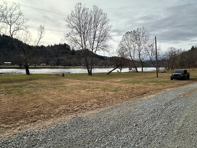 NEW RIVER waterfront land for sale ~ 10.69 acres, buildable - photo 24