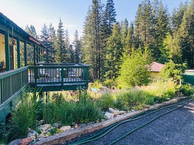 Bordering BLM land that fronts onto National Forest with direct - photo 3