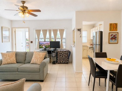 Welcome to this charming 1-bedroom, 1.5-bathroom corner - photo 2