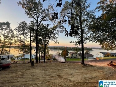 Neely Henry Lake Lot For Sale in Southside Alabama