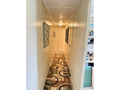 Welcome to this charming three-bedroom, two-bathroom mobile home - photo 7