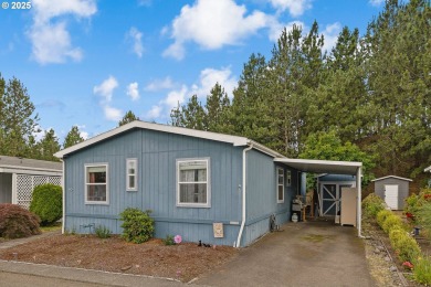 Lake Home For Sale in Milwaukie, Oregon