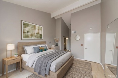 Beautiful bright, well maintained 3 Bedroom + 2 Bath top level - photo 20