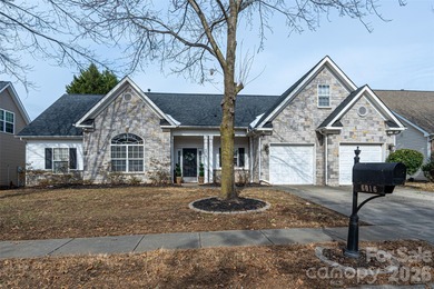 Lake Wylie Home For Sale in Charlotte North Carolina