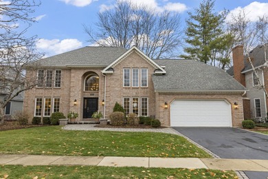 Four Lakes Home Active Under Contract in Woodridge Illinois