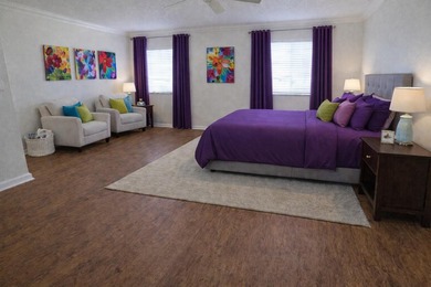 Move in ready to this elegant 3-bedroom, 2-bath residence - photo 13