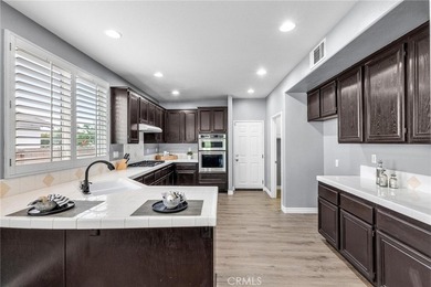 STOP SCROLLING-THE HOME EVERYONE WANTS JUST HIT THE MARKET! Golf - photo 19