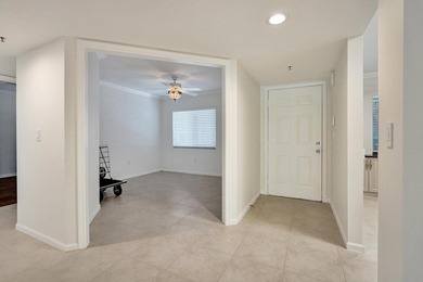 Move in ready to this elegant 3-bedroom, 2-bath residence - photo 19
