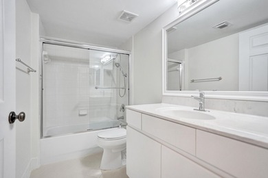 Move in ready to this elegant 3-bedroom, 2-bath residence - photo 20