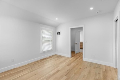 76 Warren Avenue has been completely re-imagined and it is ready - photo 22