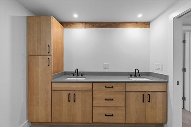 76 Warren Avenue has been completely re-imagined and it is ready - photo 39