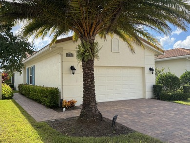 (private lake, pond, creek) Home For Sale in Port Saint Lucie Florida
