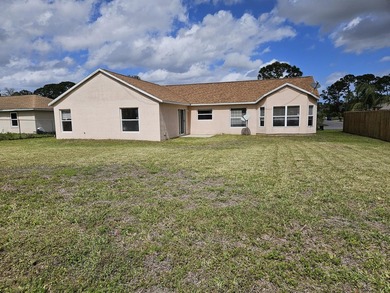 This home is good for big family and also close to everything - photo 4