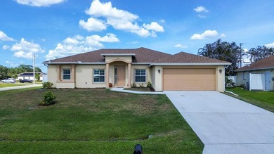 Welcome to this spacious single-story home in Port St. Lucie - photo 1