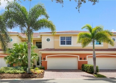 St. Lucie River Townhome/Townhouse For Sale in Palm City Florida