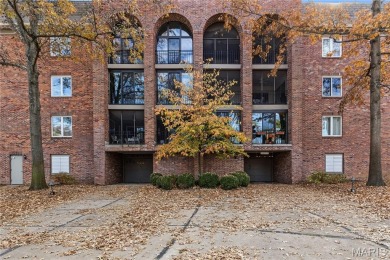 Welcome to this spacious condo in the desirable, gated Conway