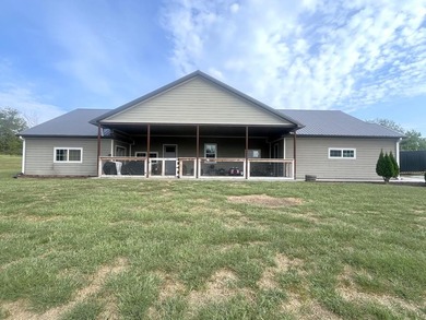 (private lake, pond, creek) Home For Sale in Chillicothe Missouri