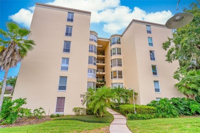 Lake Maitland Condo For Sale in Maitland Florida
