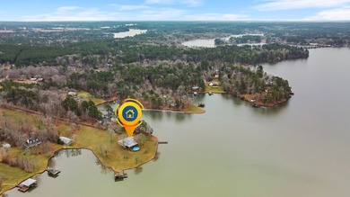SUNSETS AND VIEWS FOR DAYS! This stunning fee simple lake home - photo 13