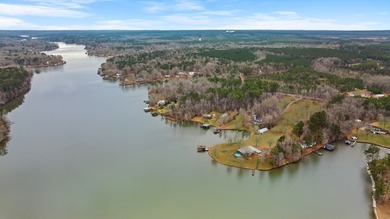 SUNSETS AND VIEWS FOR DAYS! This stunning fee simple lake home - photo 16