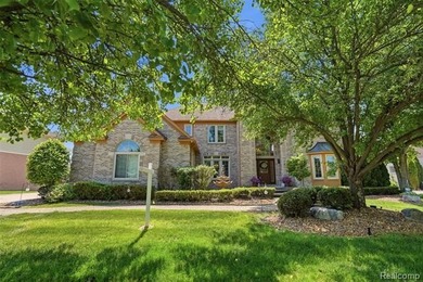 Welcome to this stunning all-brick Colonial offering 4,087 SQFT - photo 3