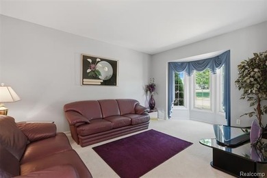 Welcome to this stunning all-brick Colonial offering 4,087 SQFT - photo 7