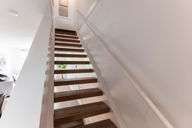 Located in the heart of Osprey Village steps to trails, shops - photo 9