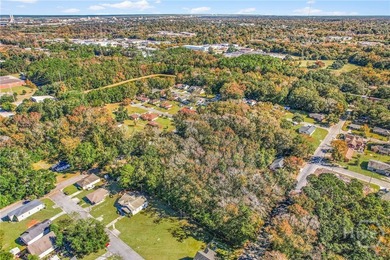 Attention builders! Not 1 but 3 lots are available in downtown - photo 3