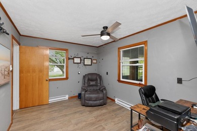 This four-bedroom, three-bath, 2,994-square-foot split level - photo 15
