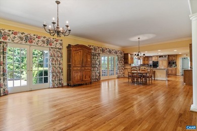 Situated at the foothills of the Blue Ridge Mountains, White - photo 18