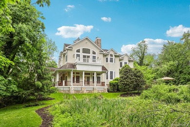 Privately sited adjacent to an eight acre nature preserve and - photo 45
