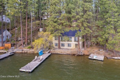 Lake Home For Sale in Newman Lake, Washington