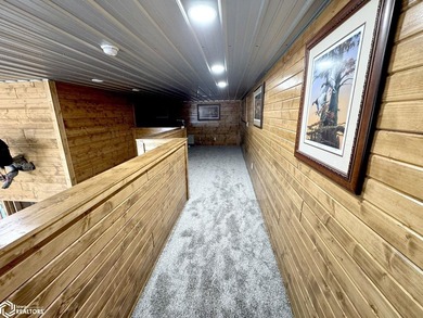 Experience the remarkable spaciousness of this exceptional - photo 11