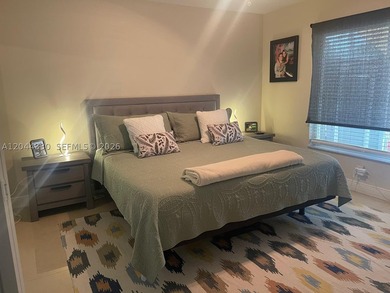 Welcome to your turnkey oasis! This home is tastefully upgraded - photo 15