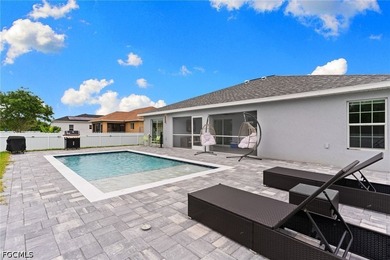 Welcome to this stunning 4-bedroom, 3-bathroom home built in - photo 19