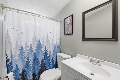 Perfectly positioned on a desirable corner lot, this spacious - photo 19