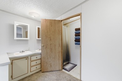 Perfectly positioned on a desirable corner lot, this spacious - photo 25