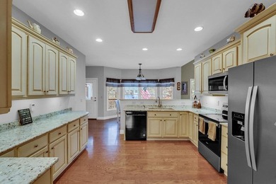 Welcome to your private lakefront retreat at 9019 Cherokee Trail - photo 9