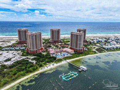 Imagine an EXQUISITE PENTHOUSE whose sweeping vistas stretch - photo 41