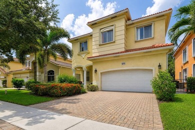 Welcome home to this stunning 5-bedroom, 3.5-bath lakefront gem - photo 2