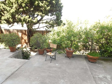 WOW! MORE than 2800 sq/ft of the living area, Spacious tri-level - photo 17