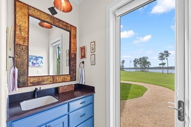 Exclusive waterfront property on Lake Sam Rayburn. Beautiful - photo 21